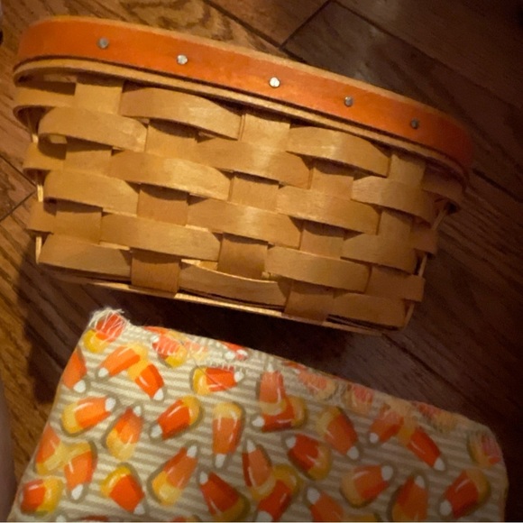 1999 Longaberger Candy Corn Basket w/ Liner & Brochure Halloween & Protector - Picture 9 of 10